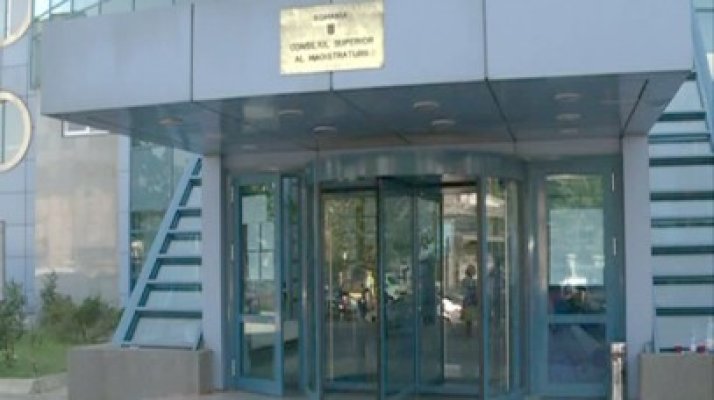 Plenul CSM a decis: magistraţii corupţi nu vor mai primi pensie